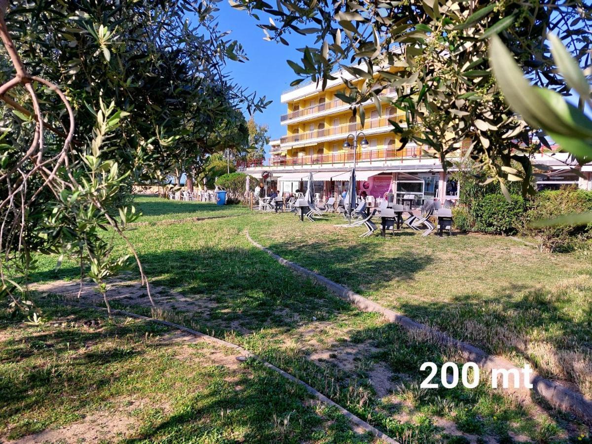 Apartament Casa Laura Ventimiglia Zewnętrze zdjęcie